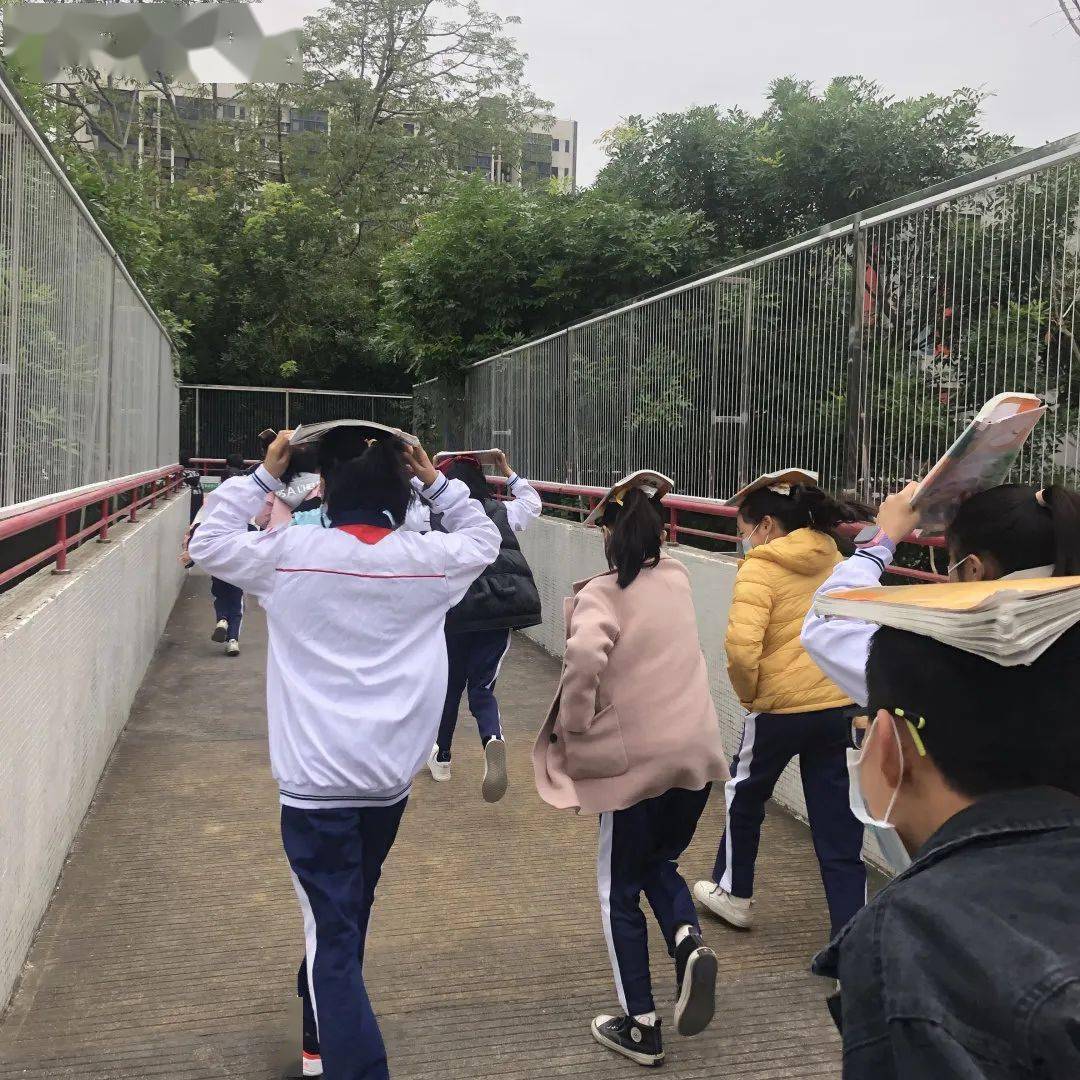 筑牢安全防线 构建平安校园 | 蓬中华侨小学举行防震应急避险与安全