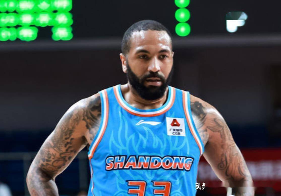 山东高速队97-98惜败青岛男篮!兰兹博格42分!