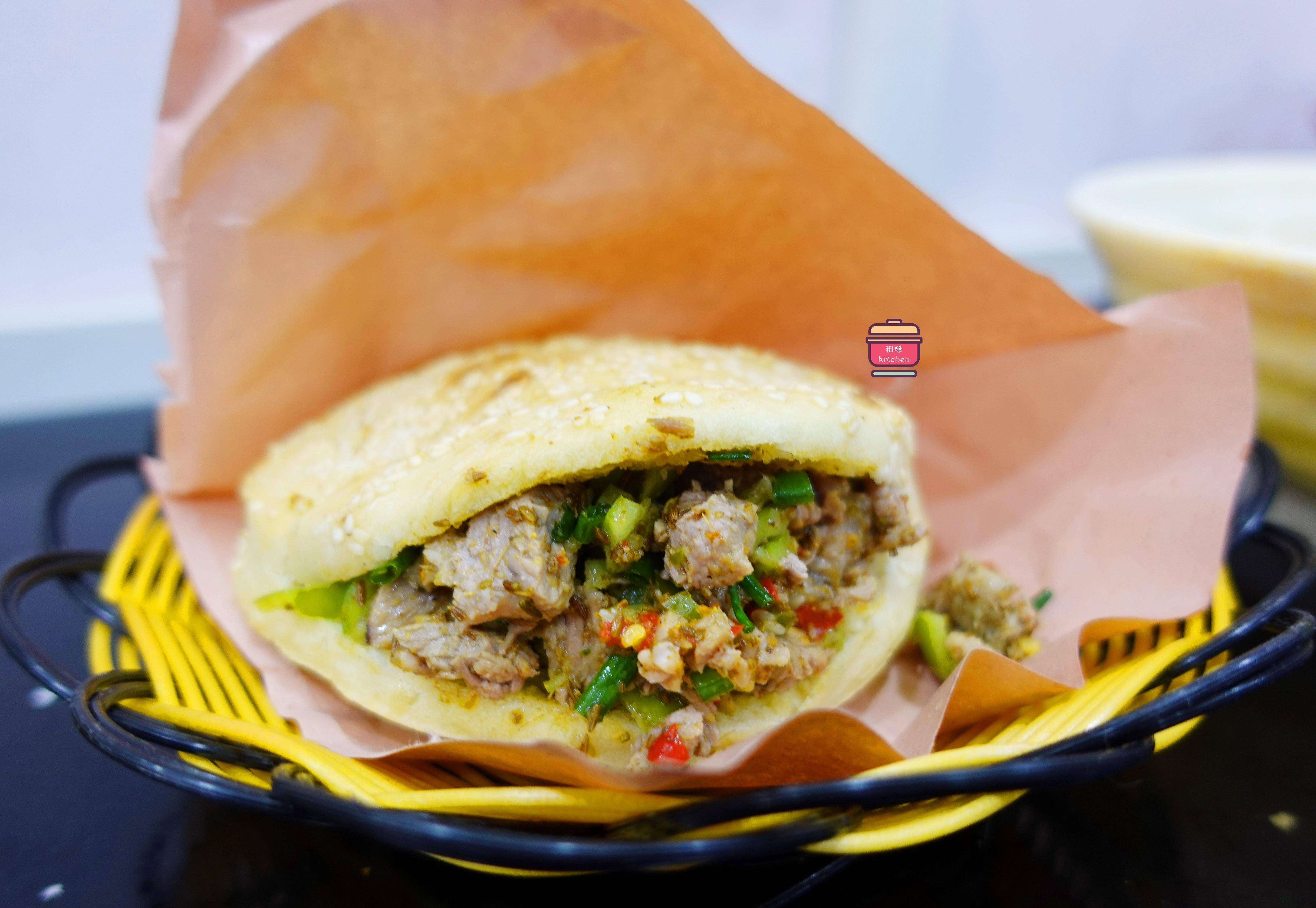 吃馍羊肉汤免费喝,开封特色真馋人_丸子汤_高炉_一家