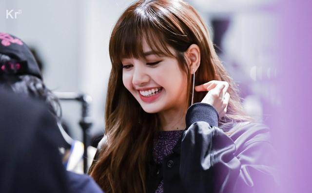 刘信达公开怼lisa,要求节目组换人,还指责lisa点评的不伦不类!