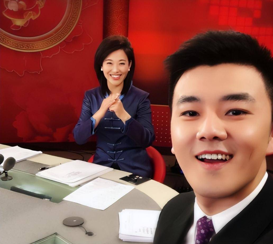 《电视》严於信:事业爱情双丰收,如今是父母的骄傲_工作_儿子_时候