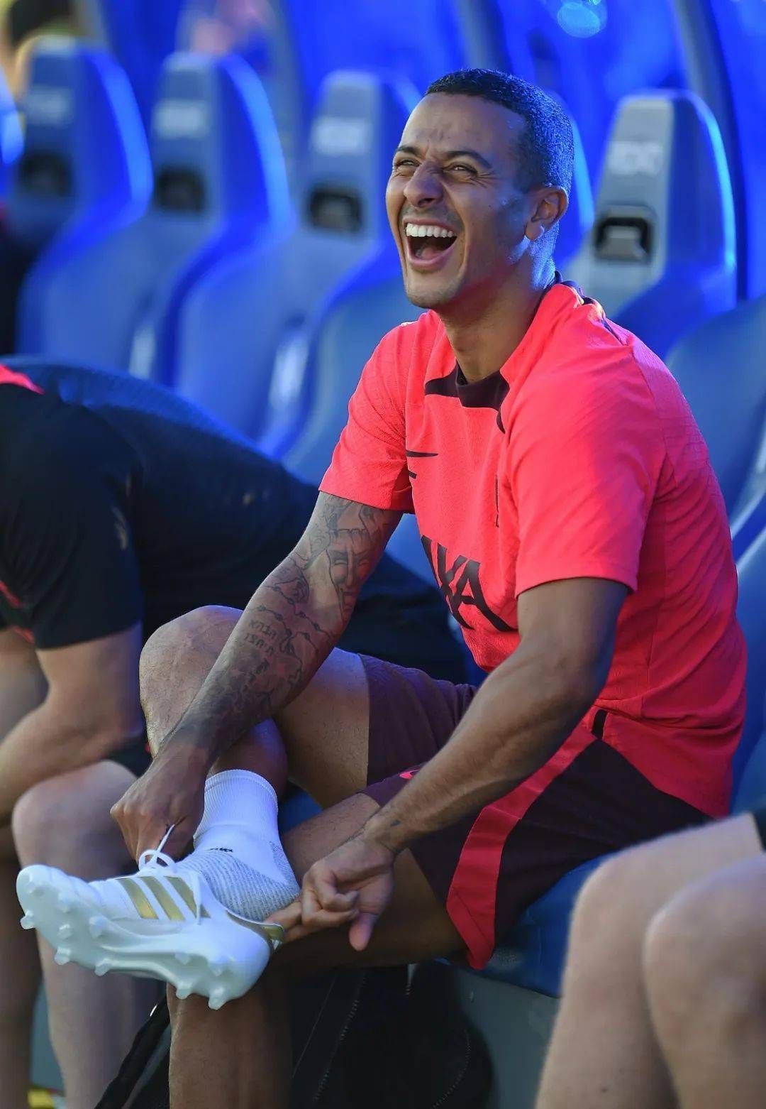 蒂亚戈训练上脚全新adidas copa icon足球鞋_穿着_世界杯_西班牙