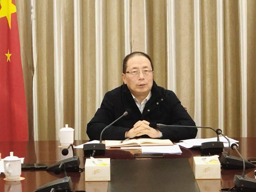 洪文滨强调要进一步提高思想认识,以更高的政治站位办好党校,筑牢意识