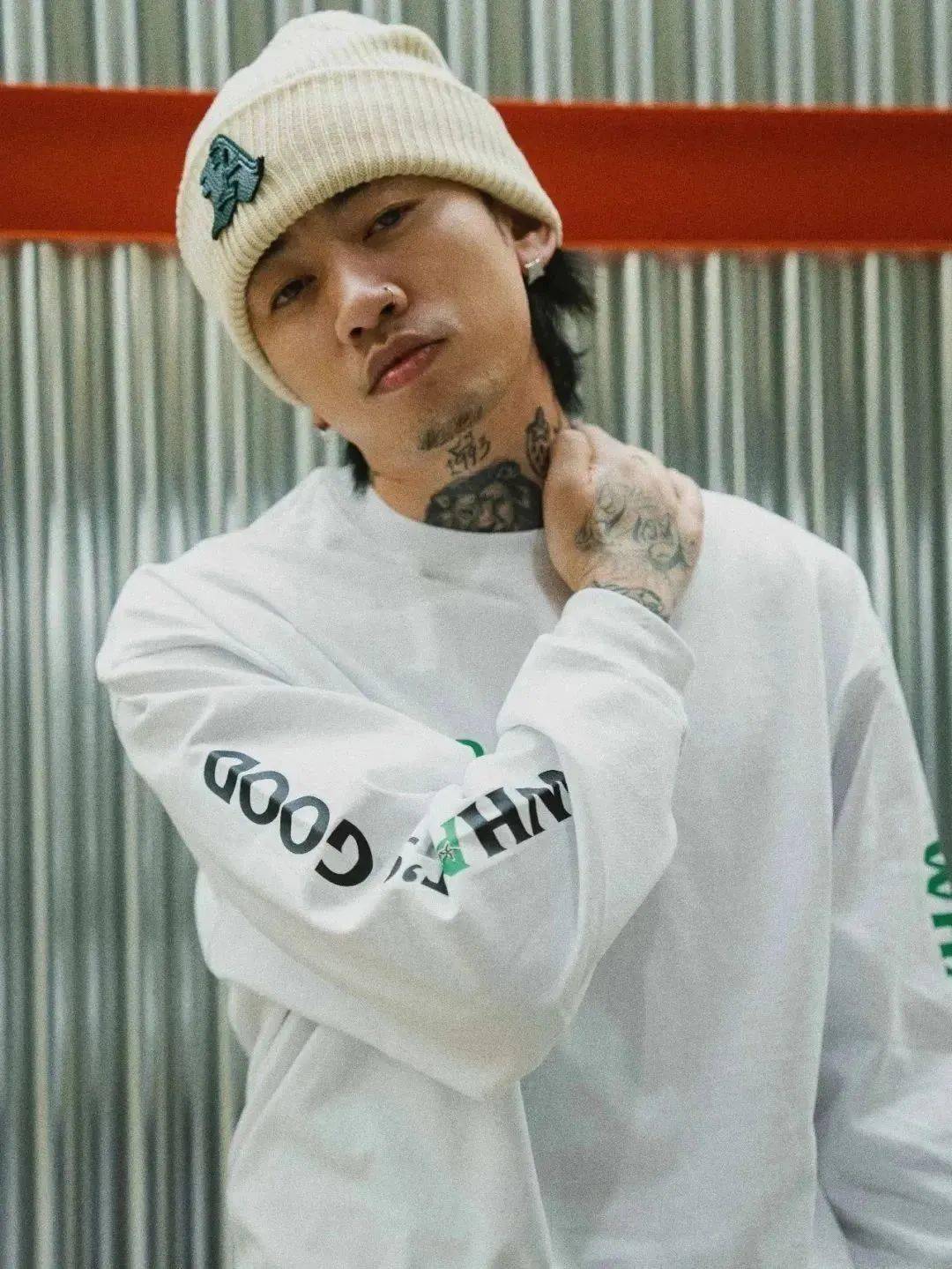 每天认识一个潮牌 | 西安本土街头潮牌sta_品牌_趋势_设计