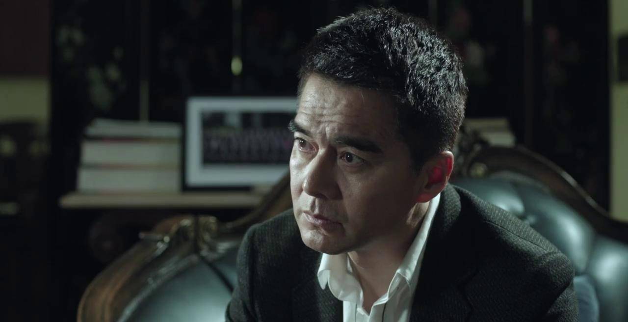 和吴老师分手不离家的把柄,也被祁厅拿捏着,早已是一条船上的蚂蚱,又