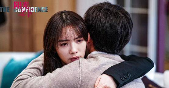 《阳光之下》结局:柯滢战胜封潇声,柯滢和雨泽生活在一起?