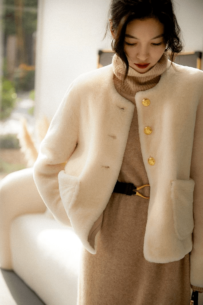 【品牌直发】妃图皮草～超低折扣来啦新年战衣不要错过,仅此一次的