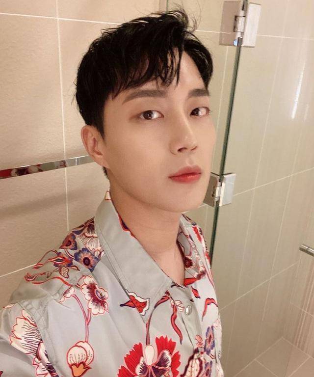 首张solo专辑音源大好,尹斗俊却心酸发文:比起人来,我更像商品_长文