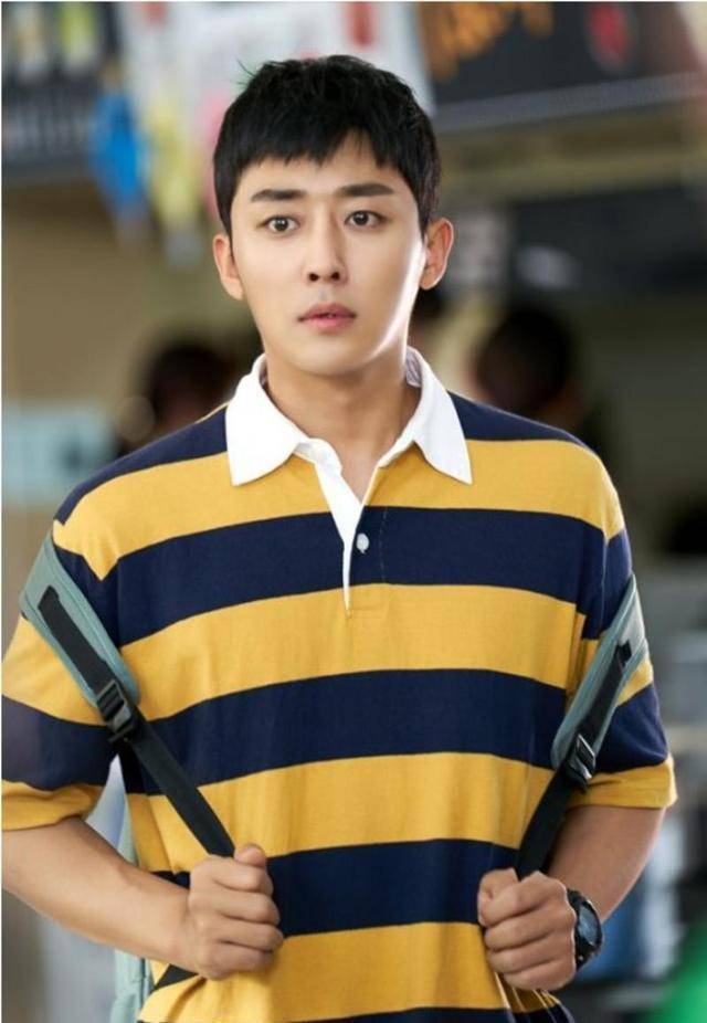 b孙浩俊出生于1984年,毕业于松原大学,身高178cm.