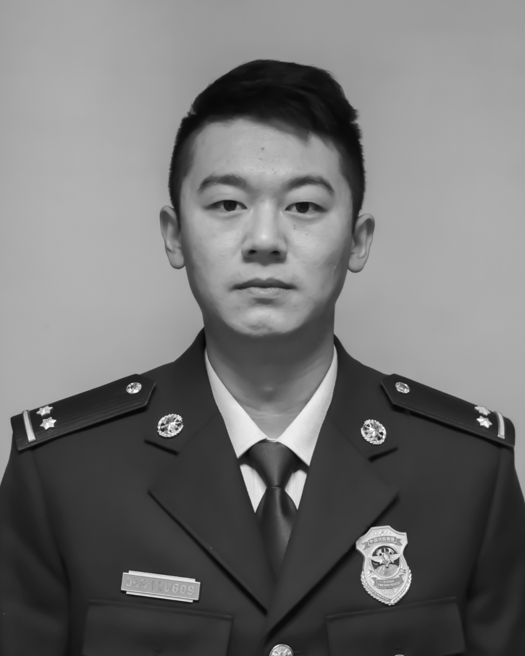 "视频里的爸爸"走了_孩子_森林_四川省