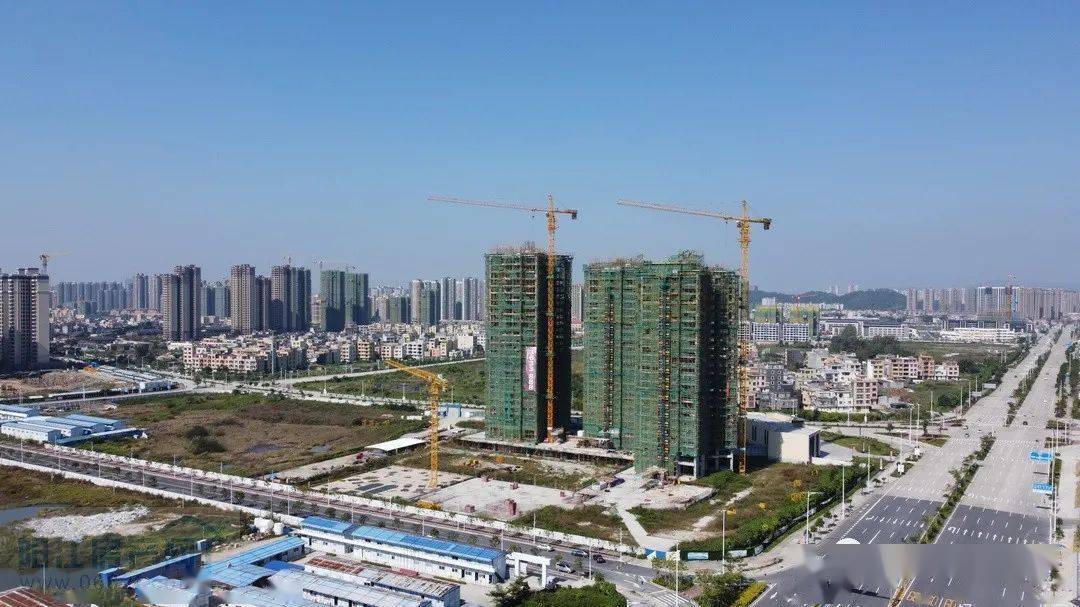 97-130平方三到四房▲绿地海玥·公馆项目地址:阳江市城南
