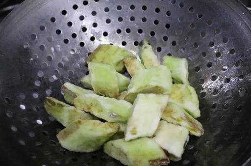选冰川茄,烹豉油汁,这风味茄子酸甜丝滑,口味再升级