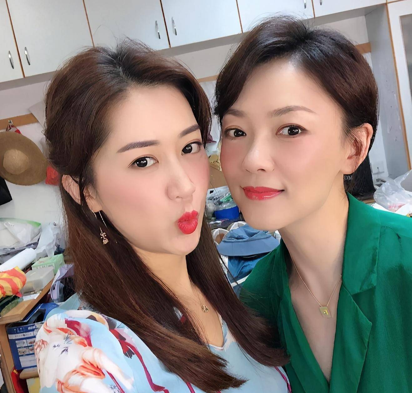 《外来媳妇本地郎》华女,可爱时尚的美人,被大众忽略十几年_观众_俩人