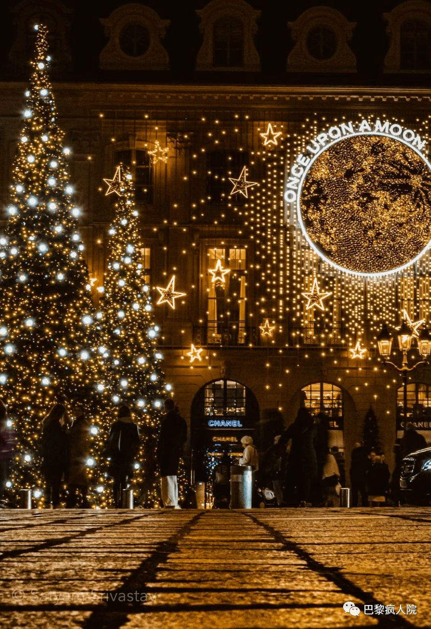 本周巴黎初雪,去看限定圣诞墙吧!_rue_选手_法国