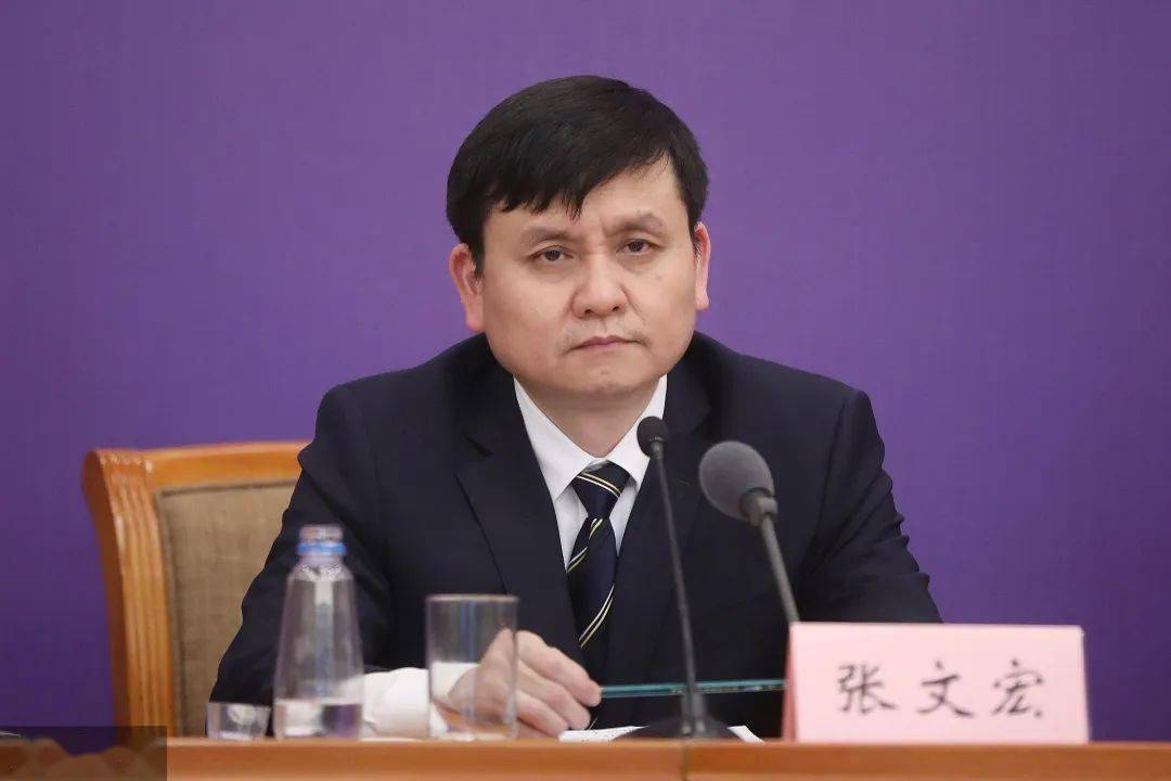 专家说:"这一个月不要去跳广场舞,搓麻将"_疫情_保护_张文宏