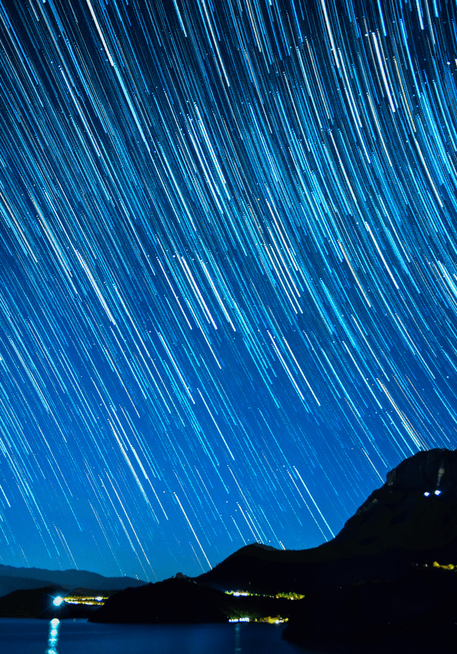 一年一度的双子座流星雨来了!一起来泸沽湖观赏这场天象盛宴吧