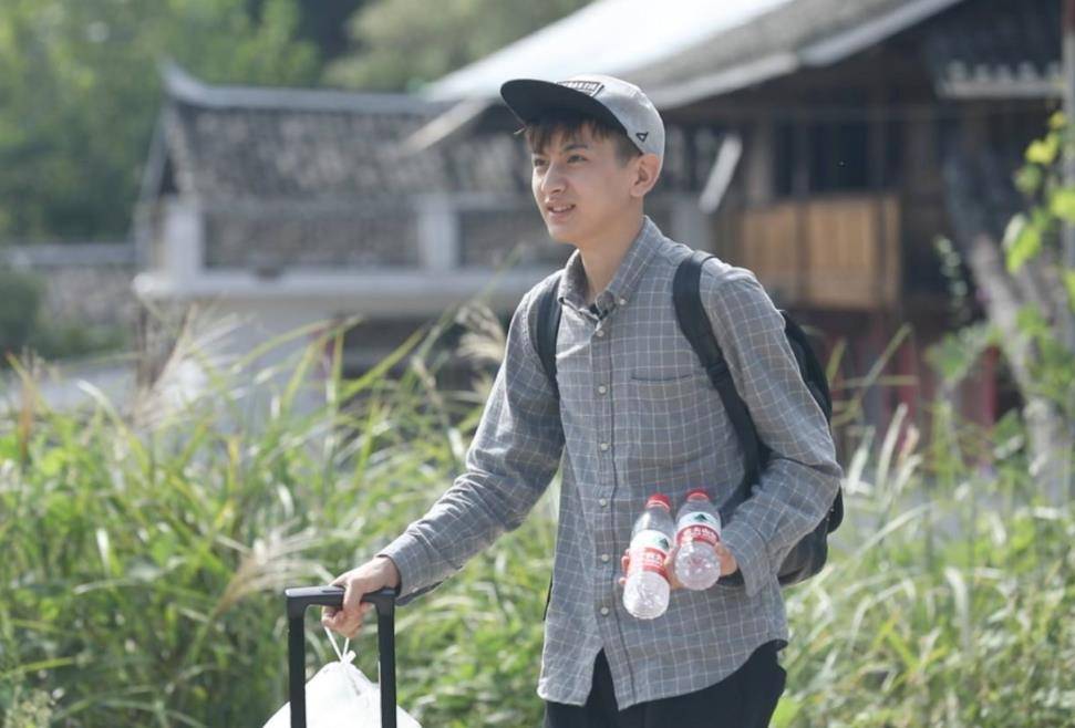 因为《变形记》得了"公主病",农村女孩王红林,现在怎么样了?