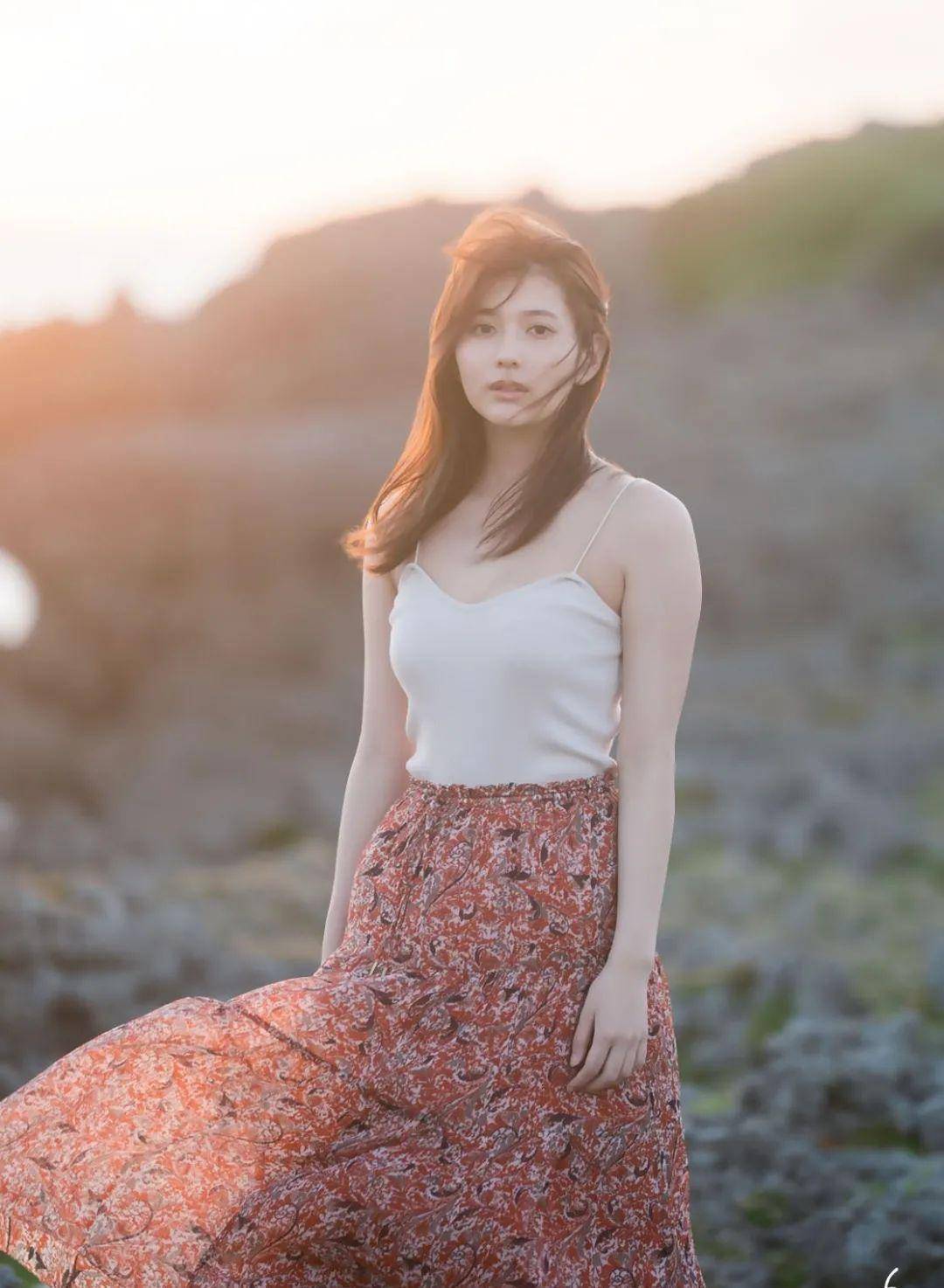 夏天要来啦!快点看看宛如仙女下凡的新井遥_偶像_属性_本源