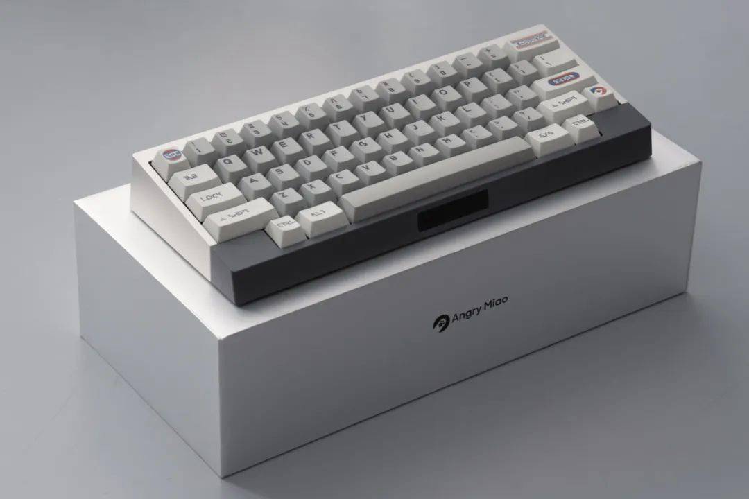 怒喵科技 AM 65 Less 键盘即将发布，用触控板代替方向键