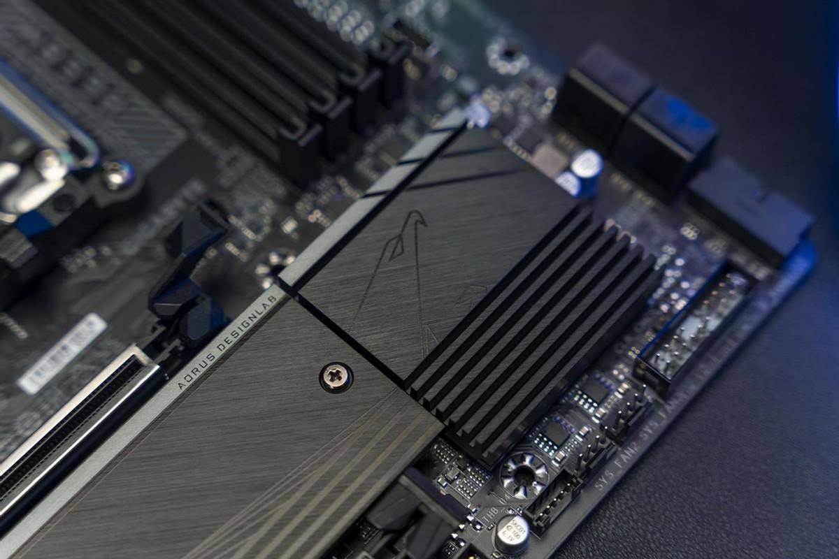 技嘉小雕ax b650m aorus elite ax简评——原来小白也能轻松超频内存