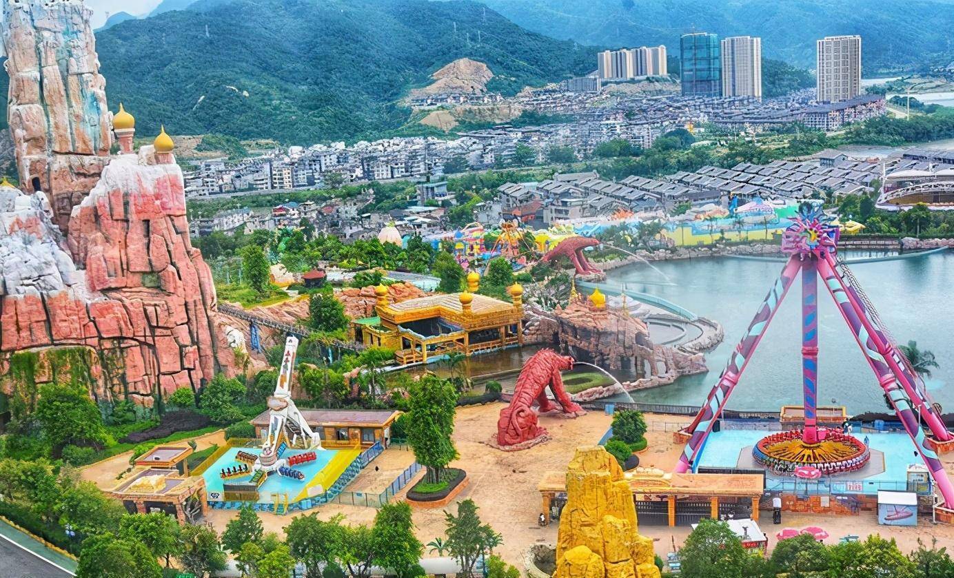 福建一大型游乐园走红,人称福州"迪士尼",门票230颇受好评_梦幻乐园