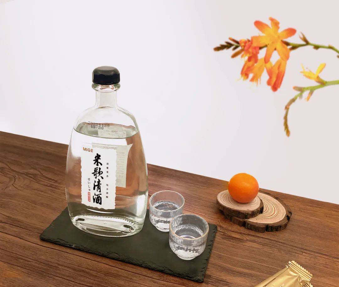 冬日微醺~成年人的快乐其实很简单!_清酒_米歌_酿造