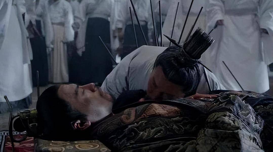 爱兵如子却杀妻求将,精通兵法却被万箭穿心,吴起的历史你了解吗_士兵