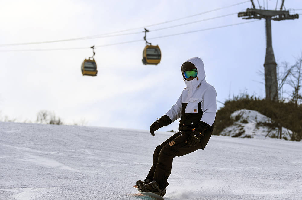 组图|万千风姿下的恩施绿葱坡滑雪场!_旅游_山顶_金山