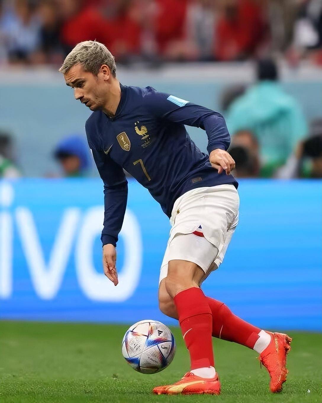 4年从银靴到大脑,格列兹曼完美蜕变,而德尚则是最大的软肋_世界杯