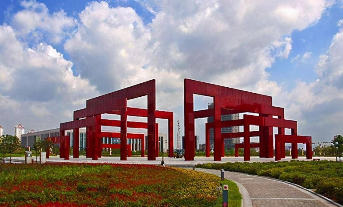 绿化覆盖率83%,而且免费对大众开放_福伟_百花园_植物