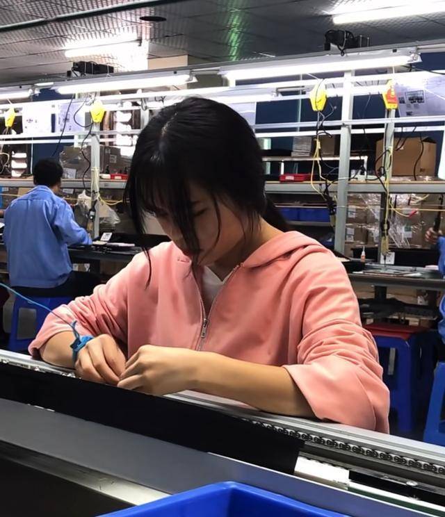 一个广西乡村女孩的打工岁月:我在深圳龙华电子厂的日子_员工_工作