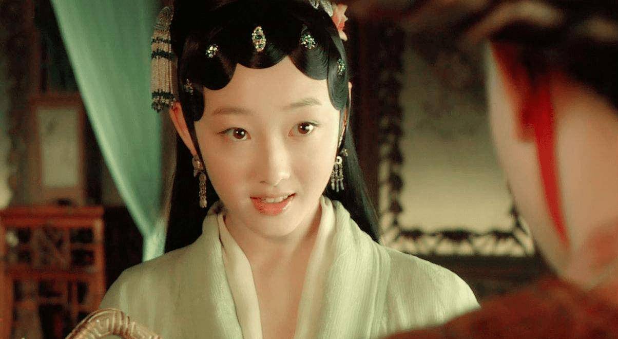 红楼梦》在播出后虽然多有争议,不过因为这部剧,饰演"林黛玉"的蒋梦婕