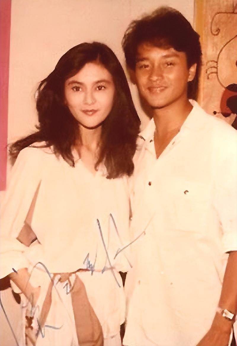 "时尚情妇"关之琳的上位史_王国旌_父亲_婚姻