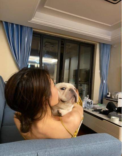 项思醒的65页ppt完整瓜!女海王养成!瞒着男友与富二代订婚!