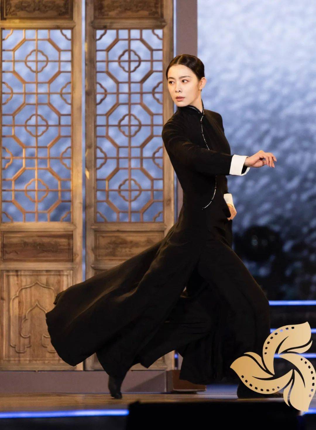 华宵一&张傲月 共同献舞致敬中国武侠电影_舞蹈_青年_精神