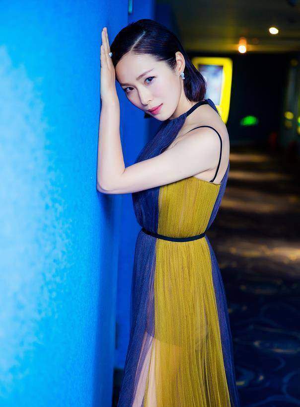 江一燕回应争议事件, 首度承认结婚生女,网友祝福不断!