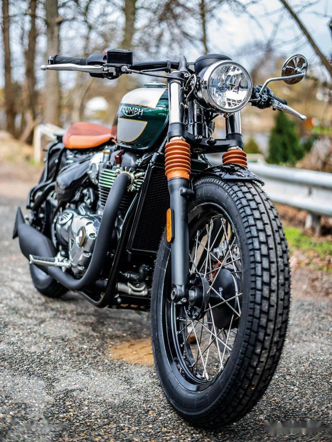 全新的老式机车:triumph bobber | 每日一车_搜狐汽车_搜狐网