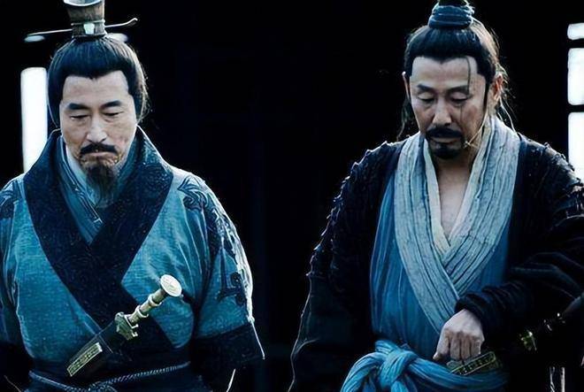 "楚汉三杰"功高盖主,韩信被杀后,张良,萧何如何自救的_刘邦_项羽_天下