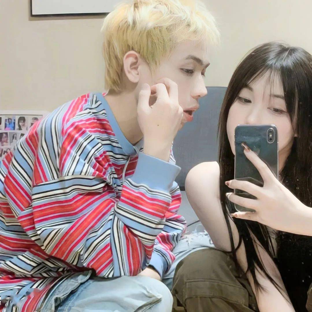 情头| 又甜又有趣的情侣头像_图片_阳光_网络