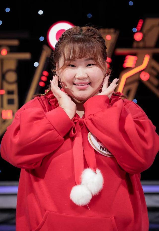 炸鸡店老板诉创业甜蜜与艰辛;小尼勇接"金刚芭比"霹雳掌!