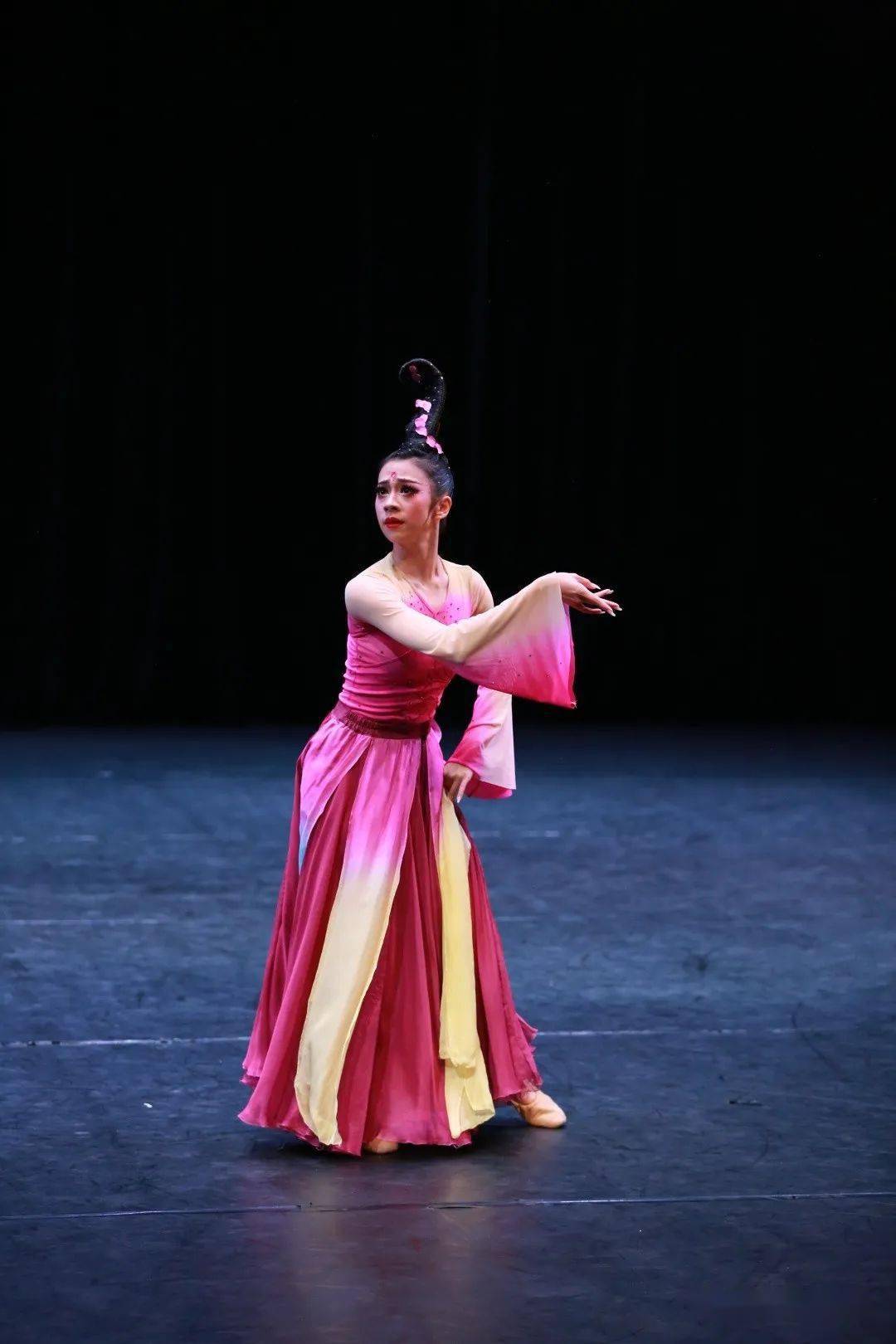 娄瑜桐杨骞郭吉森三等奖曾凡芝秦钰坤马源泽杨春莹王盛熙二等奖王大山