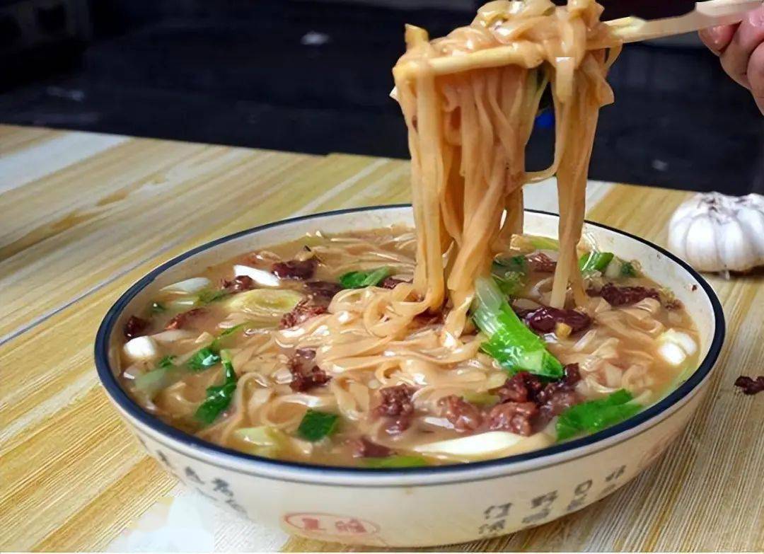天冷在河南就馋这八碗暖胃面,吃完整个人都是暖洋洋的!你吃过几种?