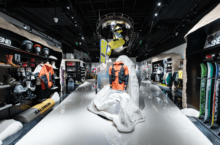 salomon 全球首家滑雪加越野跑旗舰店正式揭幕