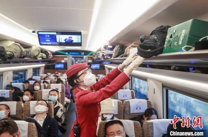 京广高铁全线开通运营 十年累计发送旅客16.9亿人次