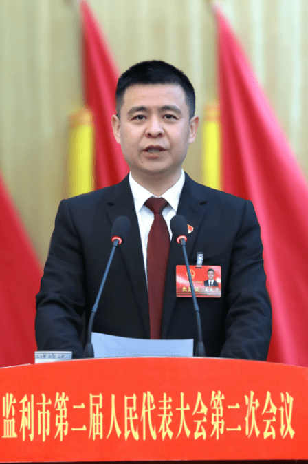 荆州市副市长,监利市委书记韩旭主持会议.