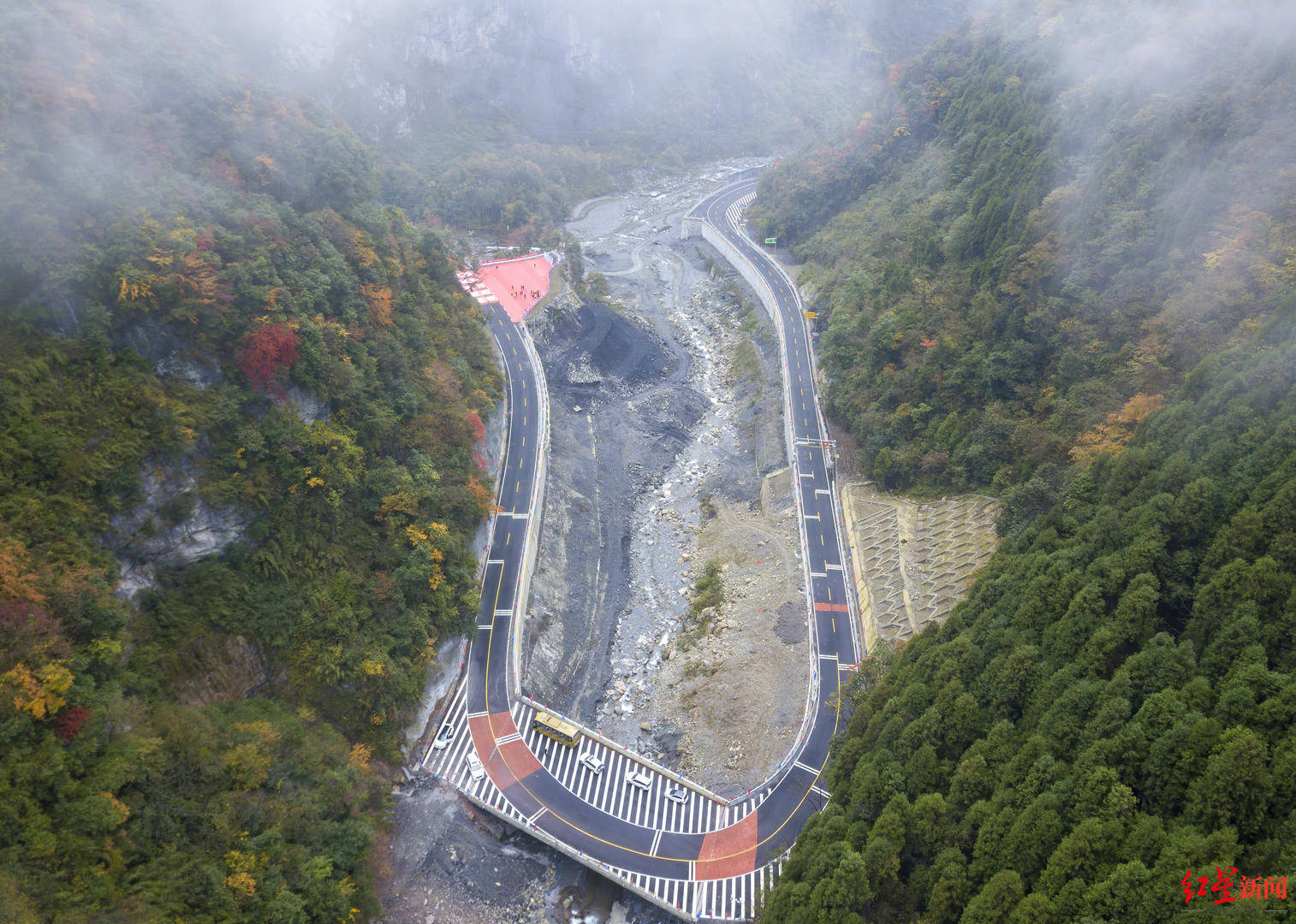 深度揭秘:56公里的绵茂公路,为何一修13年?_设计_地质_通道