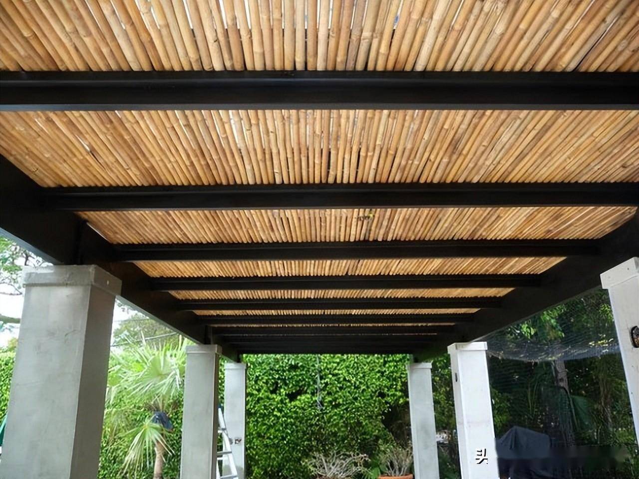 那么多人想要廊架,却很少有人用竹子做顶,哪怕搭建整体都没问题_休闲