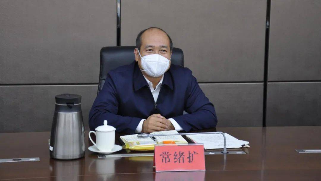 泰安市召开《政府工作报告》征求意见座谈会_无党派人士_研究_建议