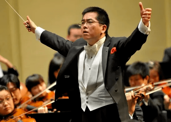 钢琴协奏曲《黄河》,第四乐章"保卫黄河"作曲:冼星海改