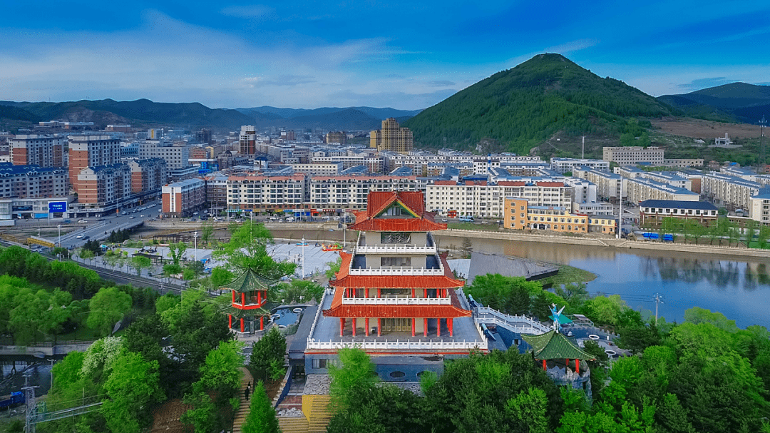 安图蝉联五年"中国最美县域榜单"_旅游_长白山_文化